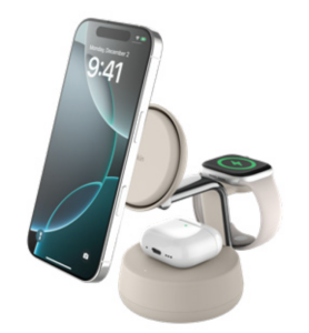BELKIN UltraCharge Pro 3-in-1 Magnetic Charging Dock with Qi2 25W