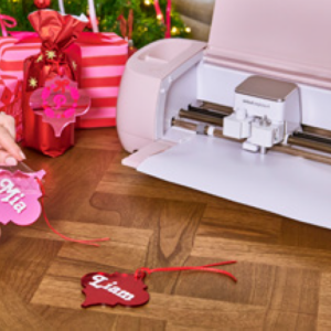 CRICUT Explore 4 Essentials Bundle